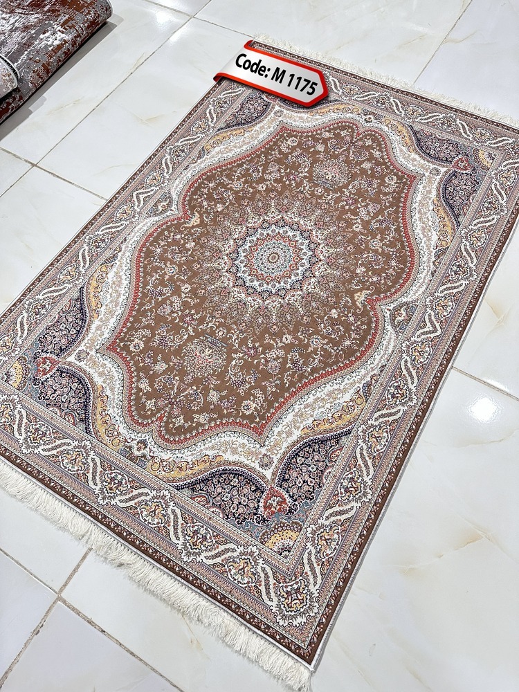روفرشی کشدار (کاور فرش) و فرشینه و پادری کالای خواب متین کد M 1175