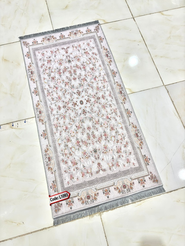 روفرشی کشدار (کاور فرش) و فرشینه و پادری کالای خواب متین کد L 1093
