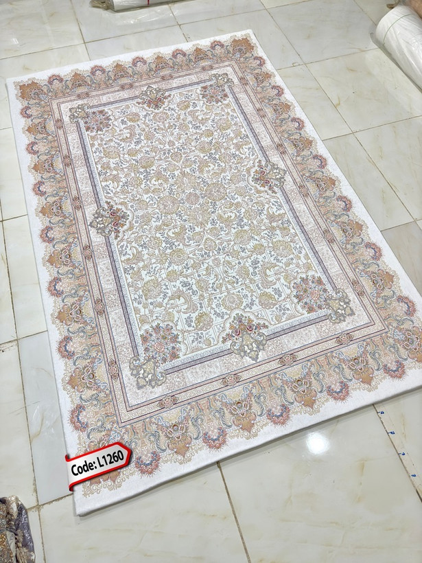 روفرشی کشدار (کاور فرش) و فرشینه و پادری کالای خواب متین کد L 1260