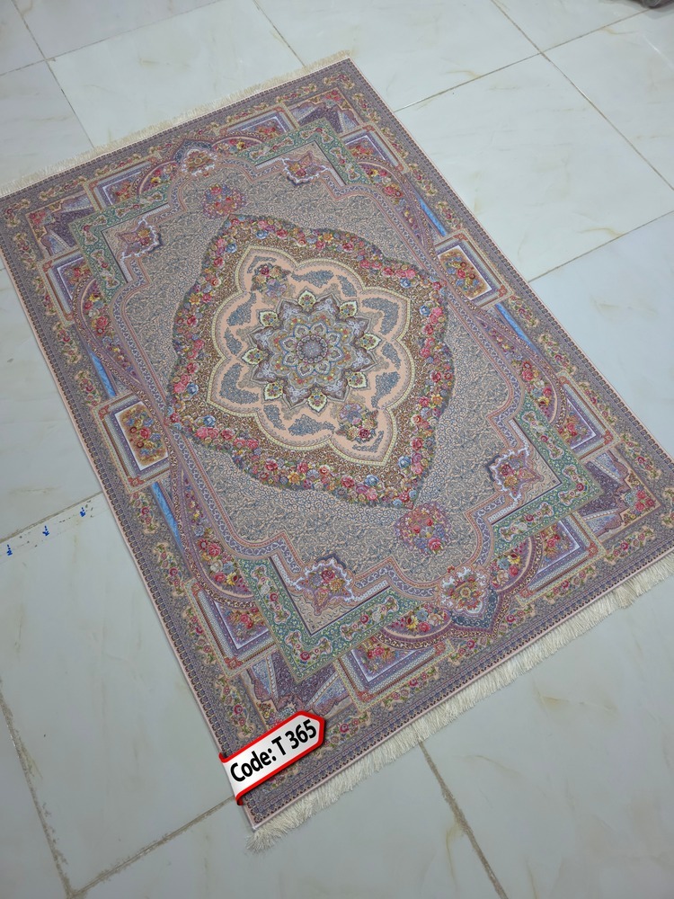 روفرشی کشدار (کاور فرش) و فرشینه و پادری کالای خواب متین کد T 365
