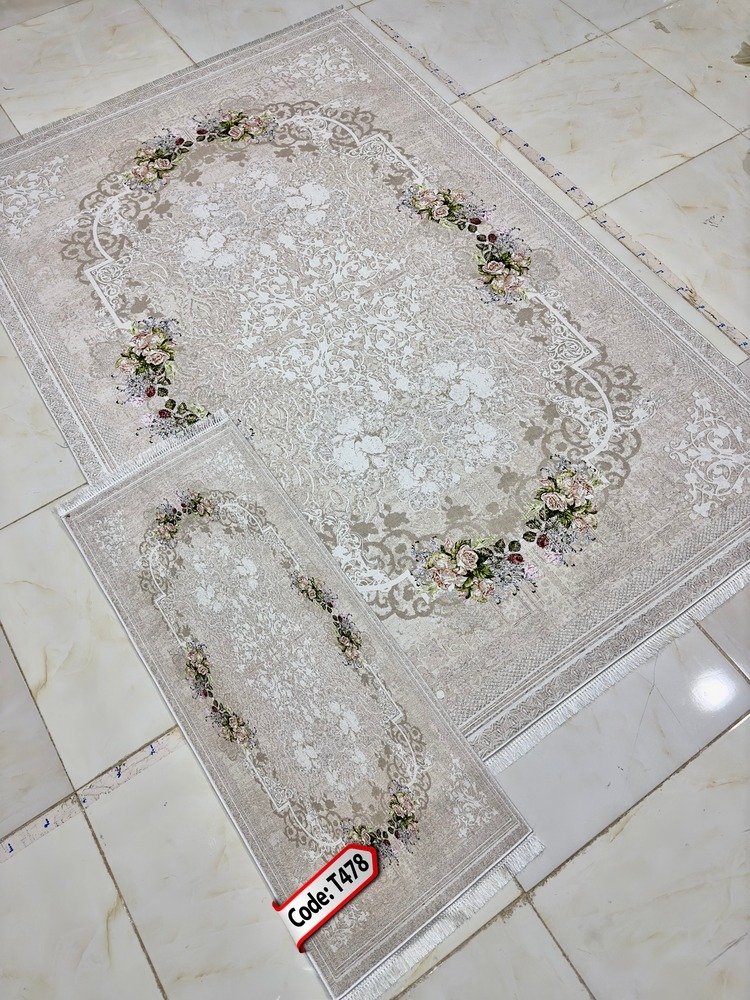 روفرشی کشدار (کاور فرش) و فرشینه و پادری کالای خواب متین کد T 478