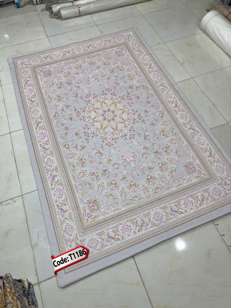 روفرشی کشدار (کاور فرش) و فرشینه و پادری کالای خواب متین کد T 1186