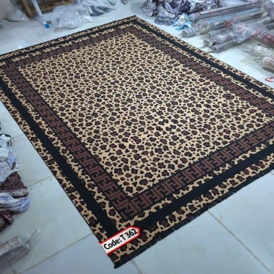 روفرشی کشدار (کاور فرش) و فرشینه و پادری کالای خواب متین کد T 362